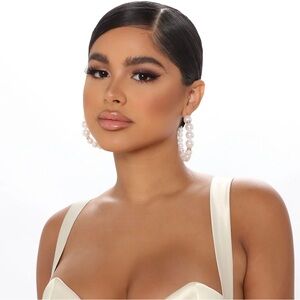 NWT Multi Pearl Hoops